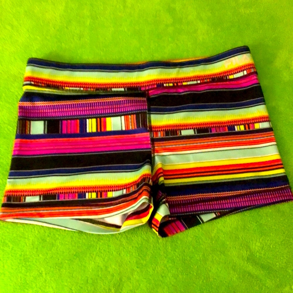 EUC FILA Shorts Sz L